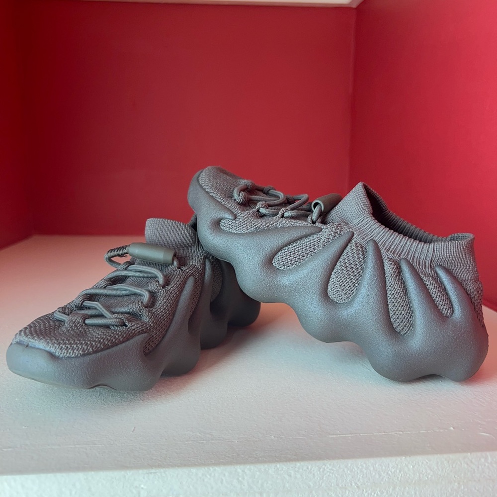 Yeezy 450 Cinder